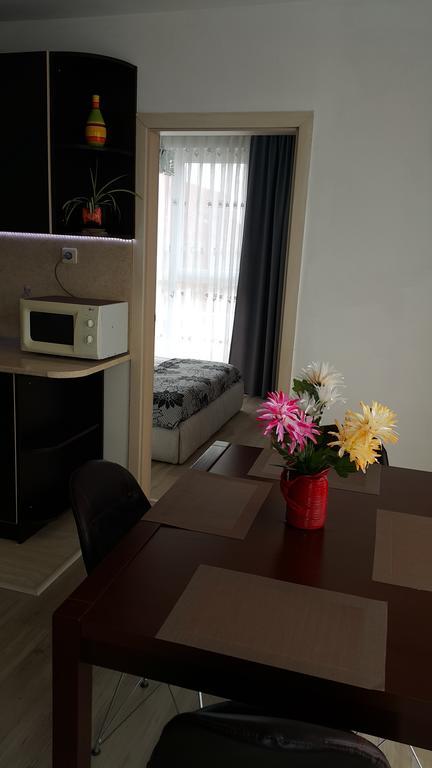 Kraybrezhna Apartment Pomorie Exteriör bild